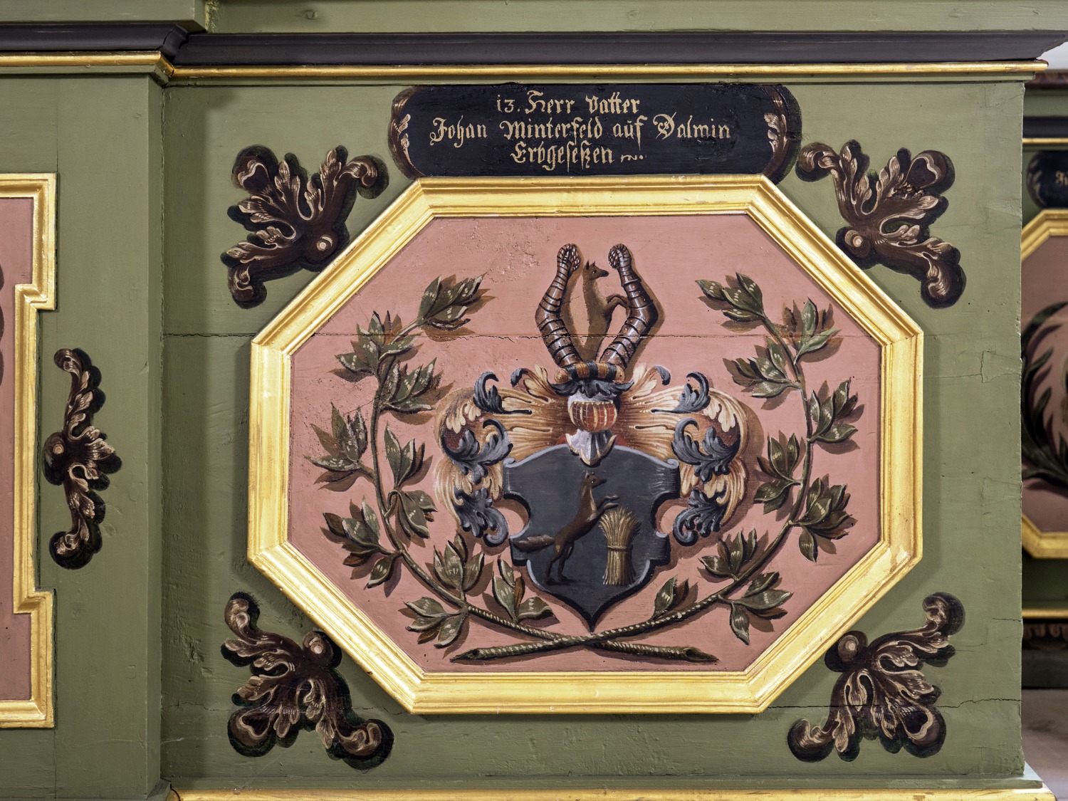 Rittersaal_Wappenfries_R-Stuck 12c